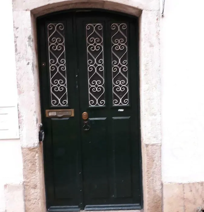 Flat In Historic Neighbourhood-1